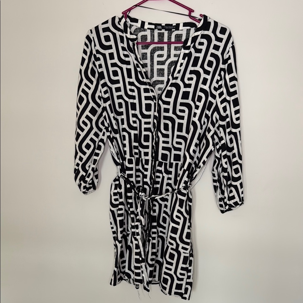 Zara Black and White Patterned Dress